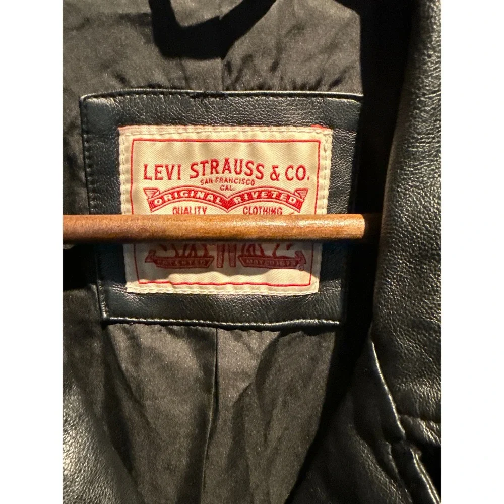 Levis keywords measurements textured